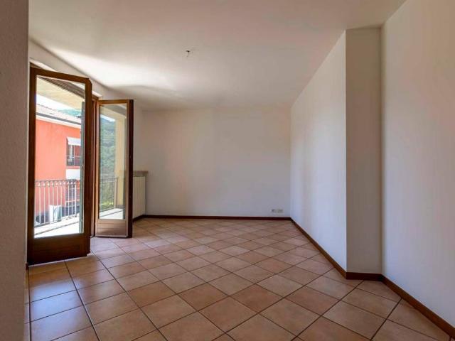 Appartamento in vendita a Zogno BG