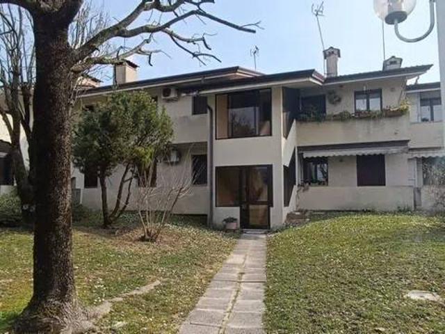 Appartamento in vendita a Zoppola PN