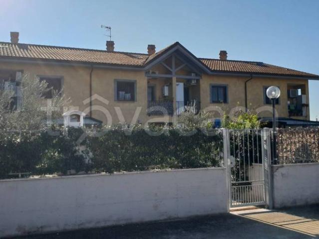 Appartamento in vendita ad Albano Laziale via Macerata, 31, Pavona