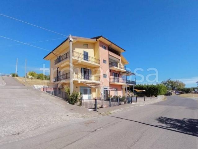 Appartamento in vendita ad Altomonte via Aldo Moro