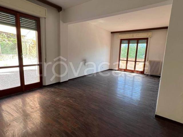 Appartamento in vendita ad Ancona via angelini, 17, Borgo Rodi