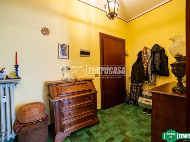 Appartamento in vendita ad Arona viale Berrini 5