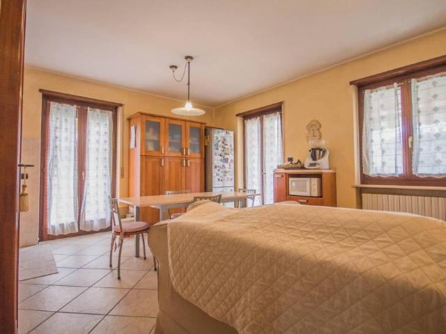 Appartamento in vendita ad Azzano, Castel d'Azzano
