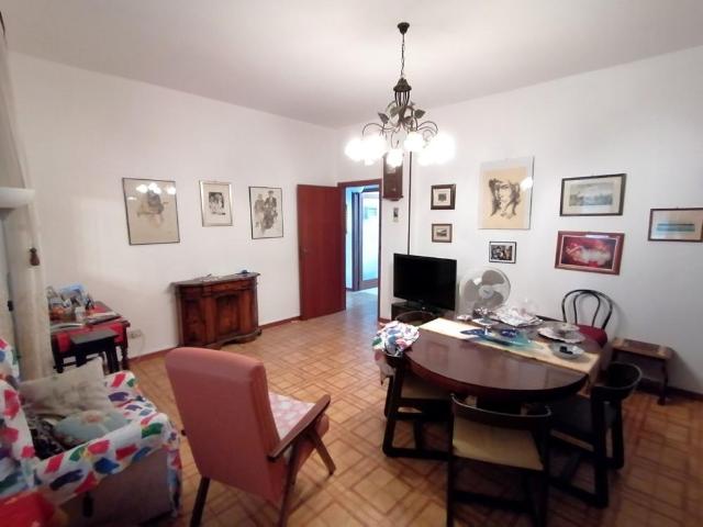 Appartamento in vendita, Carrara avenza