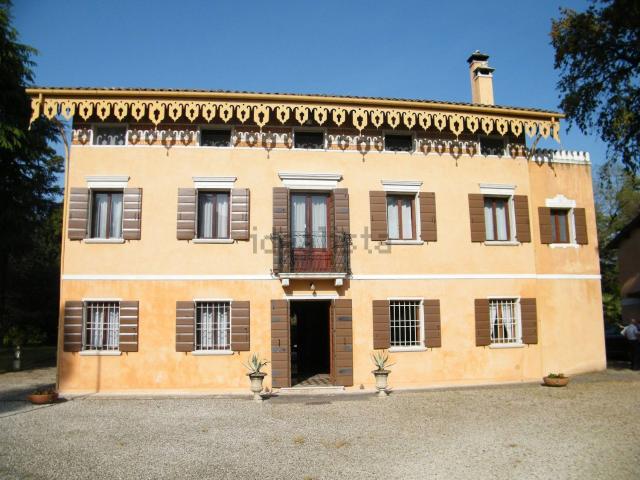 Appartamento in vendita di 400 m²