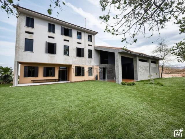 Appartamento in vendita di 400 m² in Via Condulmer, 1