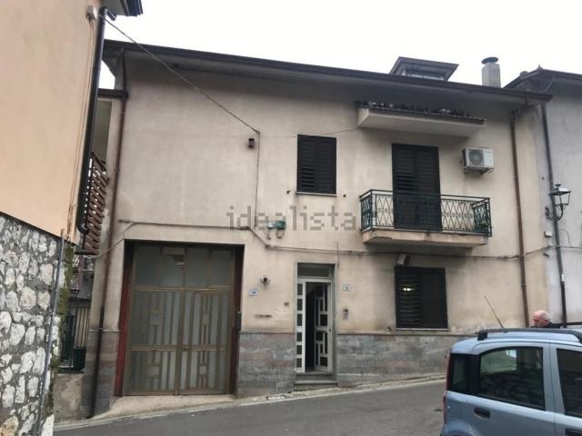 Appartamento in vendita di 400 m² in Via Castello, 59