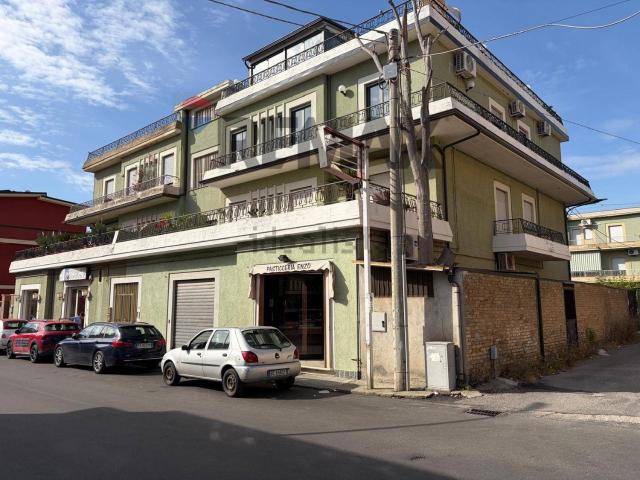 Appartamento in vendita di 400 m² in Via Amendola, 27
