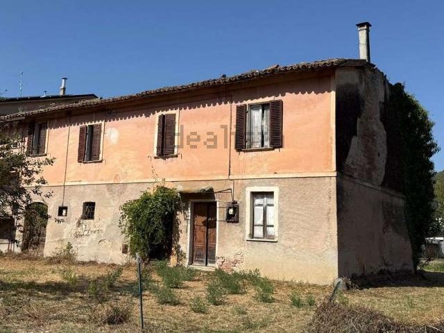 Appartamento in vendita di 400 m² in Via Antonio Allegri, 26