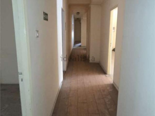 Appartamento in vendita di 400 m² in Via Napoli