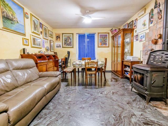 Appartamento in vendita di 400 m² in Via Papa Giovanni XXIII, 23