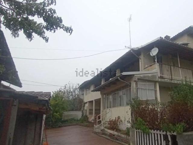 Appartamento in vendita di 402 m² in Via Piverone
