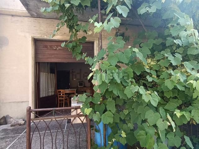 Appartamento in vendita di 403 m² in Via Roncobilaccio, 69