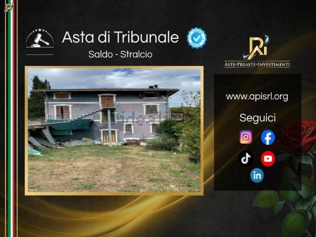 Appartamento in vendita di 404 m² in Contrada Menocchia, 29