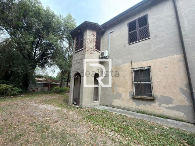 Appartamento in vendita di 407 m² in Via Roma