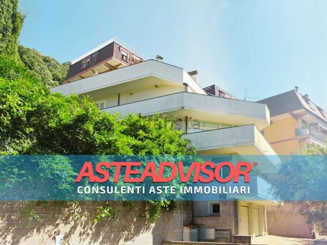 Appartamento in vendita di 408 m² in Via Piave