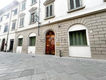 Appartamento in vendita di 40 m² in Via Tinaia