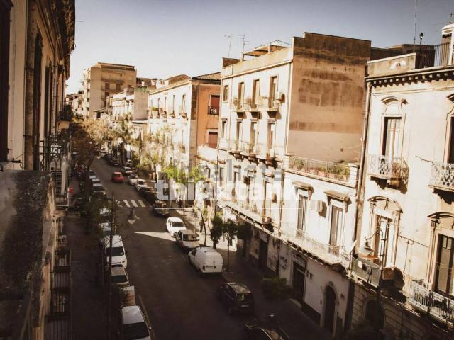 Appartamento in vendita di 410 m² in Via Plebiscito, 10