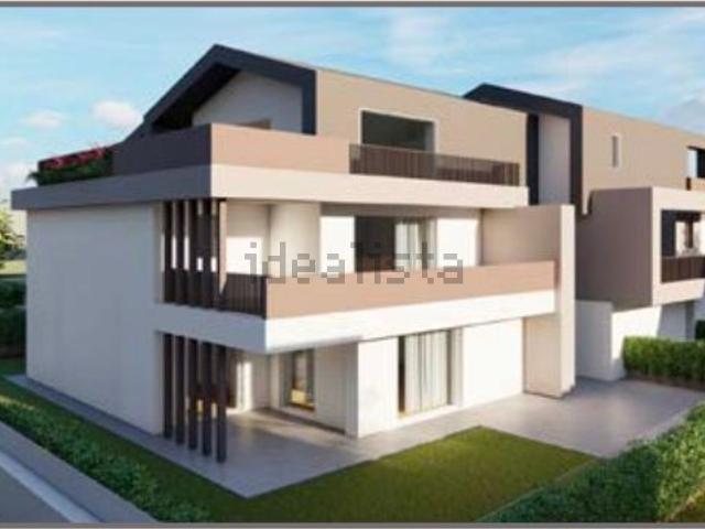 Appartamento in vendita di 411 m² in Via Papa Giovanni XXIII