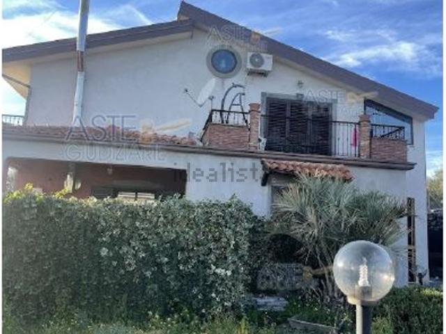 Appartamento in vendita di 413 m² in Vico Tricoli, 5