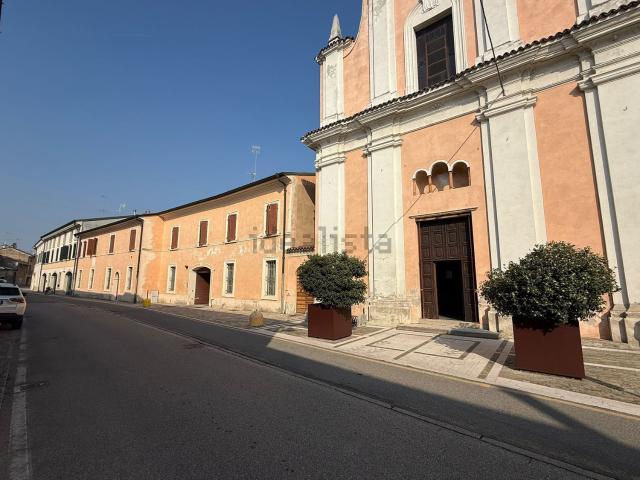 Appartamento in vendita di 415 m² in Via Martiri della Libertà, 69