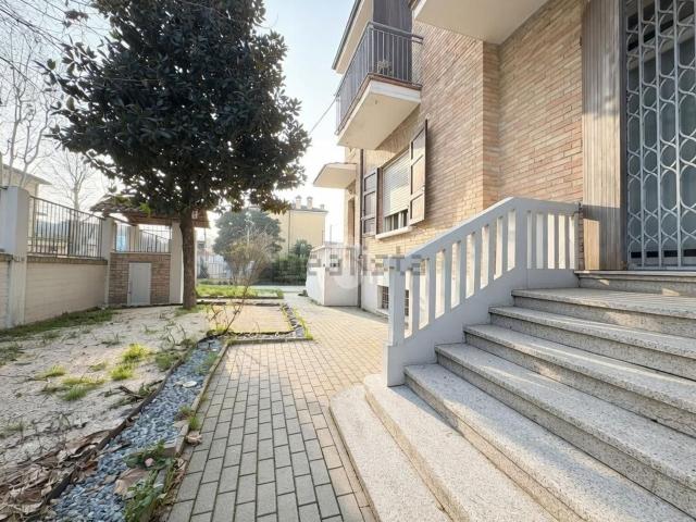 Appartamento in vendita di 418 m² in Via Trieste, 16