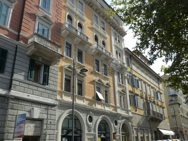 Appartamento in vendita di 41 m² in Piazza Giuseppe Garibaldi, 12
