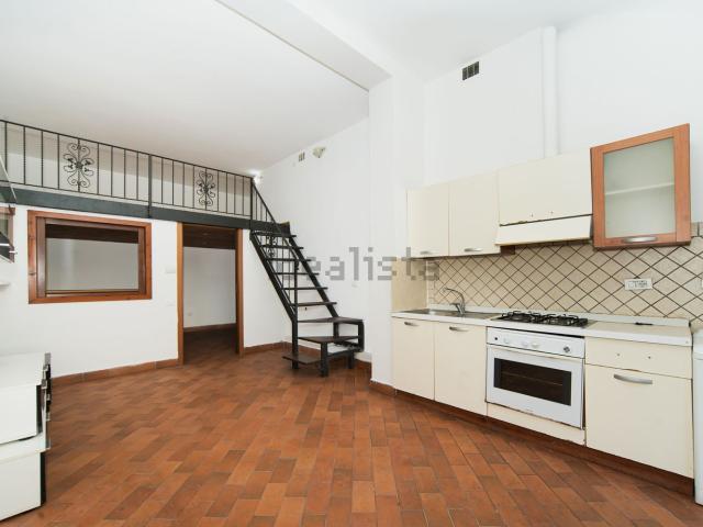 Appartamento in vendita di 41 m² in Via della Villa, 53