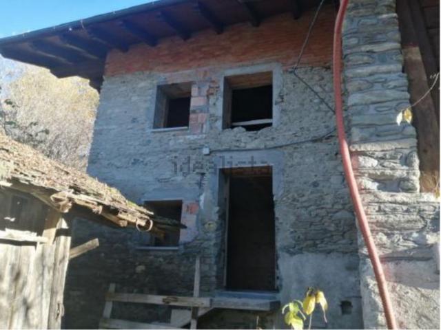 Appartamento in vendita di 426 m² in Frazione Taxel