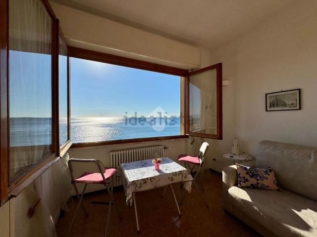 Appartamento in vendita di 42 m² in Strada Statale 1, 8