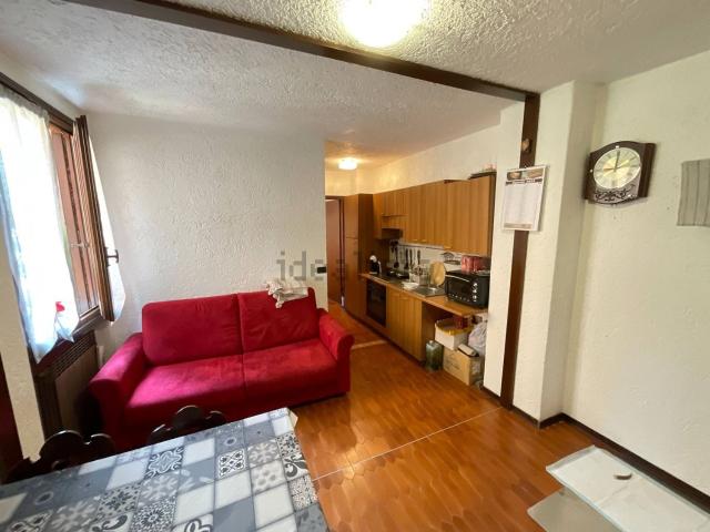 Appartamento in vendita di 42 m² in Via della Pineta di Montecampione, 4