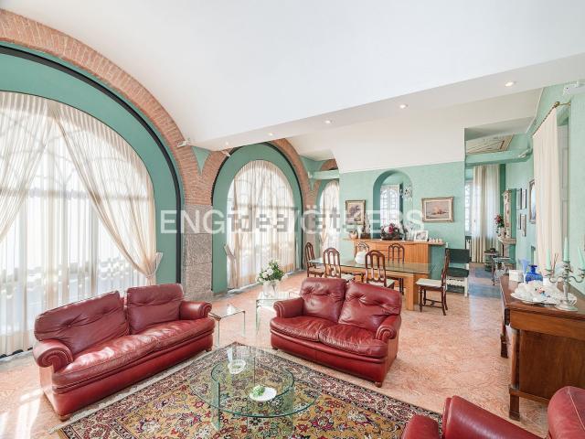 Appartamento in vendita di 430 m² in Via Cadorna