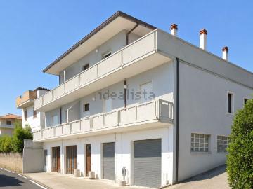 Appartamento in vendita di 440 m² in Via Salino