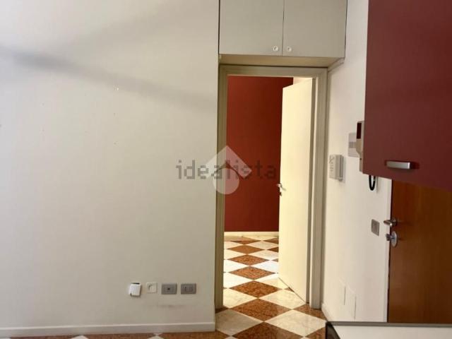 Appartamento in vendita di 44 m² in Contrada Santa Chiara, 3