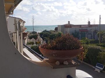 Appartamento in vendita di 44 m² in Lungomare degli Ardeatini