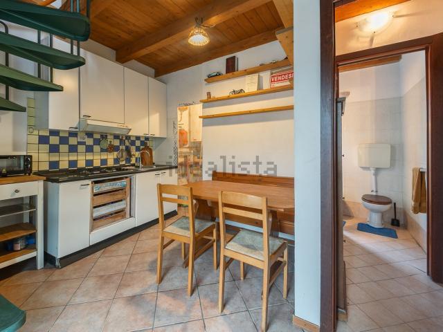 Appartamento in vendita di 44 m² in Via U. Foscolo, 15