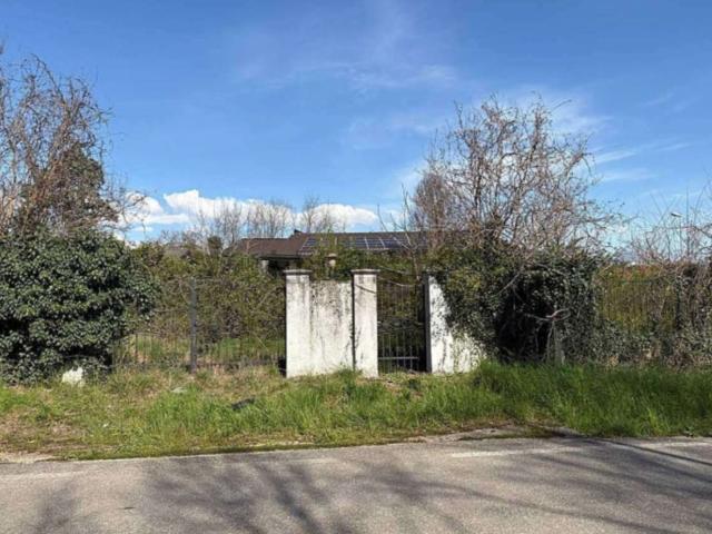 Appartamento in vendita di 454 m² in Via Roiata