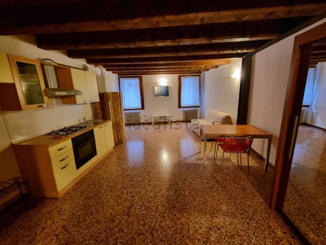 Appartamento in vendita di 45 m² in Corso Antonio Fogazzaro