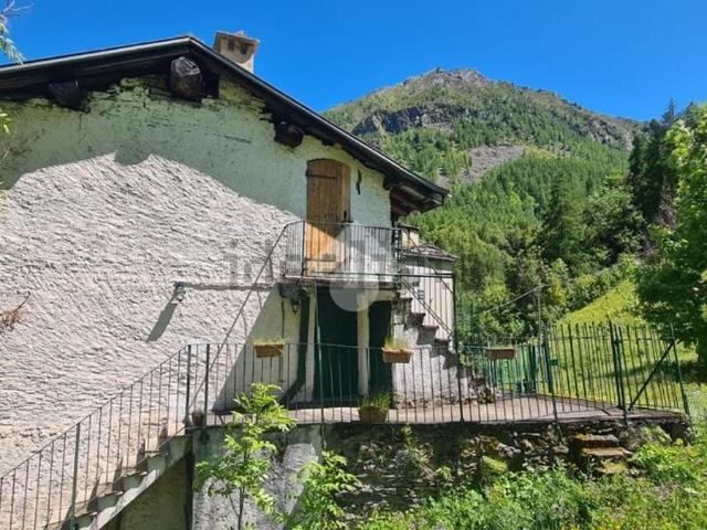 Appartamento in vendita di 45 m² in Frazione Cornetti, 58