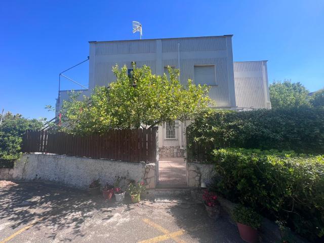 Appartamento in vendita di 45 m² in Via Vetulonia, 13