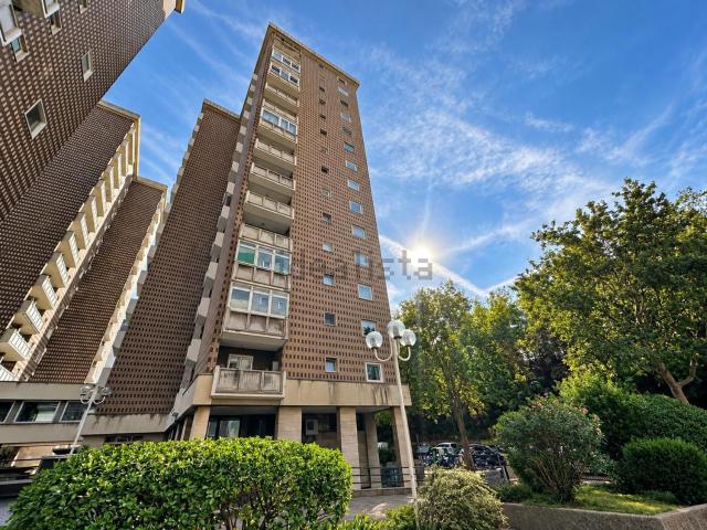 Appartamento in vendita di 45 m² in Viale dell&apos  Ippodromo, 2