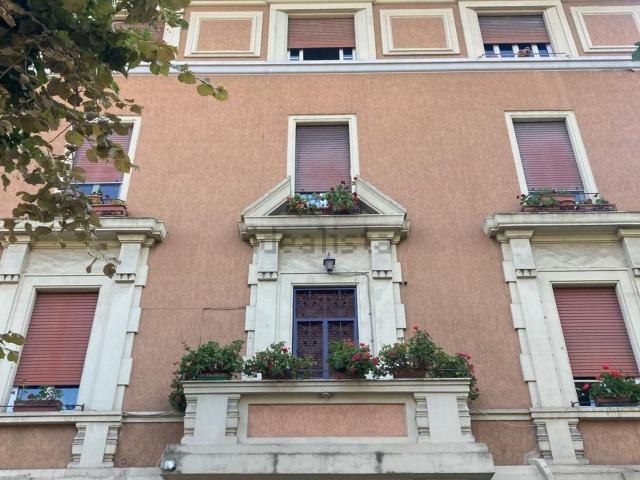 Appartamento in vendita di 45 m² in Viale delle Medaglie d&apos Oro, 159