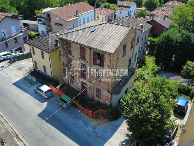 Appartamento in vendita di 460 m² in Via Patrioti, 89