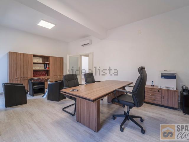 Appartamento in vendita di 460 m² in Viale Boccetta, 31