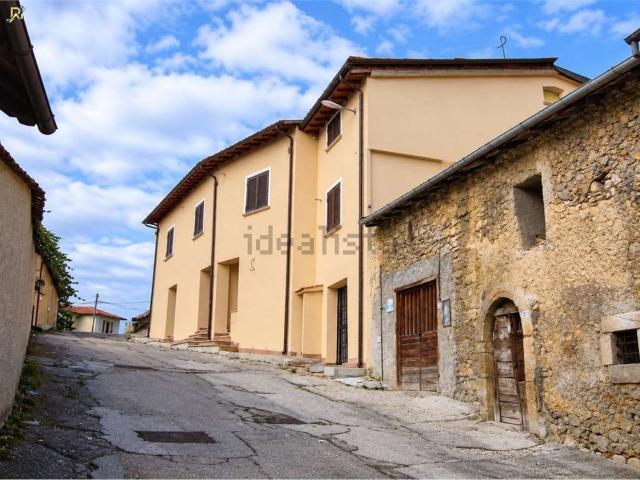Appartamento in vendita di 462 m² in Via Salamitrara