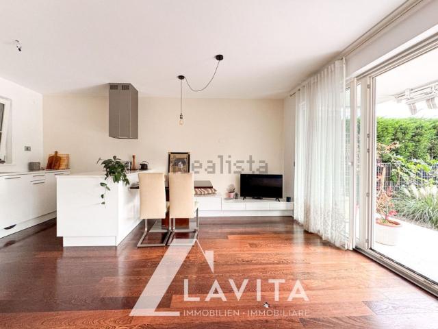 Appartamento in vendita di 46 m² in Via Vurza