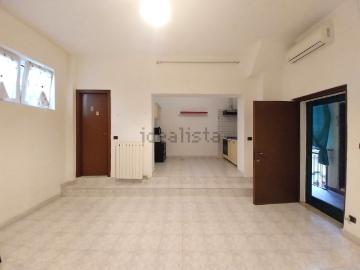 Appartamento in vendita di 46 m² in Via XXV Aprile, 3