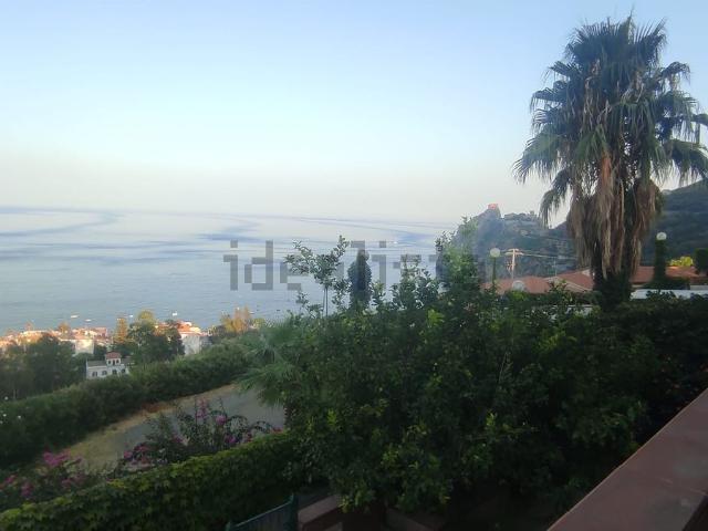 Appartamento in vendita di 46 m² in Via Consolare Valeria, 398
