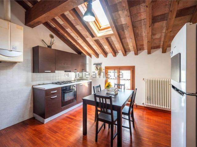 Appartamento in vendita di 46 m² in Via della Pace, 3
