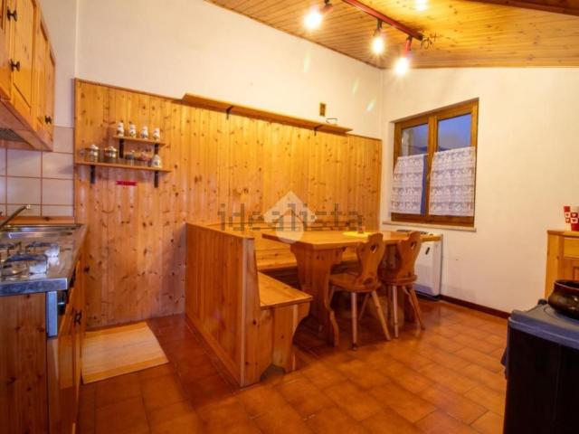 Appartamento in vendita di 46 m² in Via Italo Montemezzi, 40